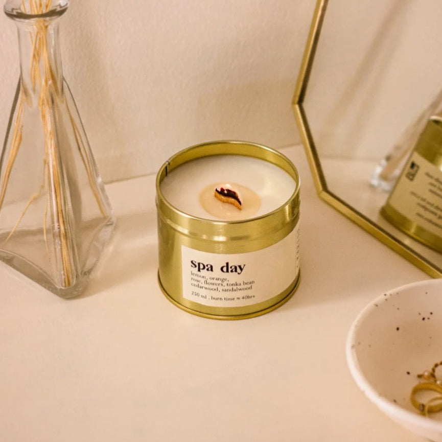 Spa day botanical ARTISAN scented candle - large with wood wick - 250ml