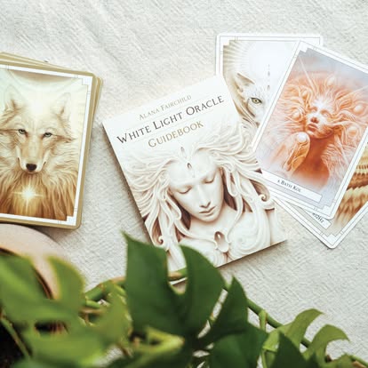 White light Oracle - Alana Fairchild