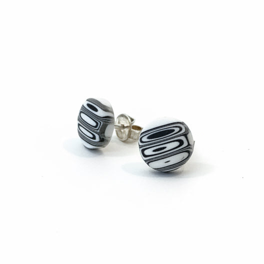 Monochrome | Stud Earrings 8mm | Blanc