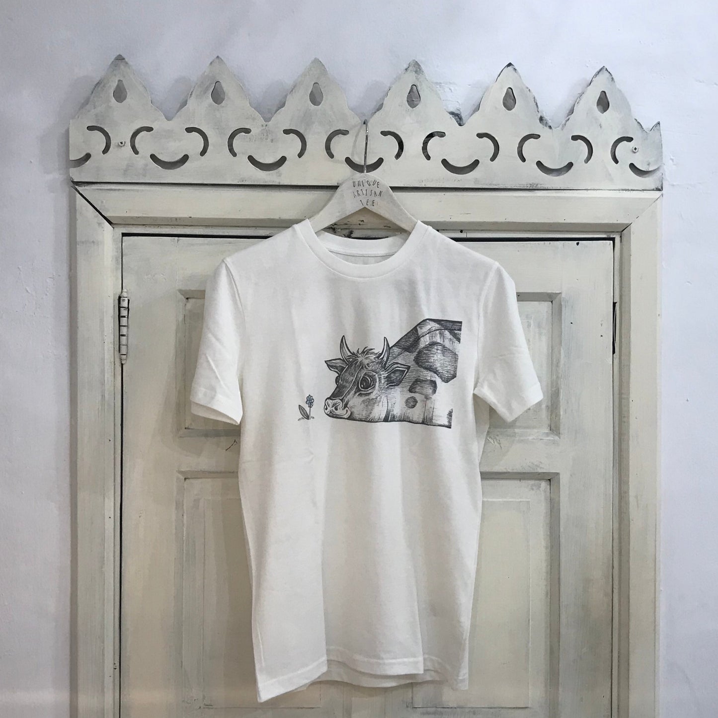 Best Organic Super Soft Cotton - unisex T-shirt “Rita the cow ”