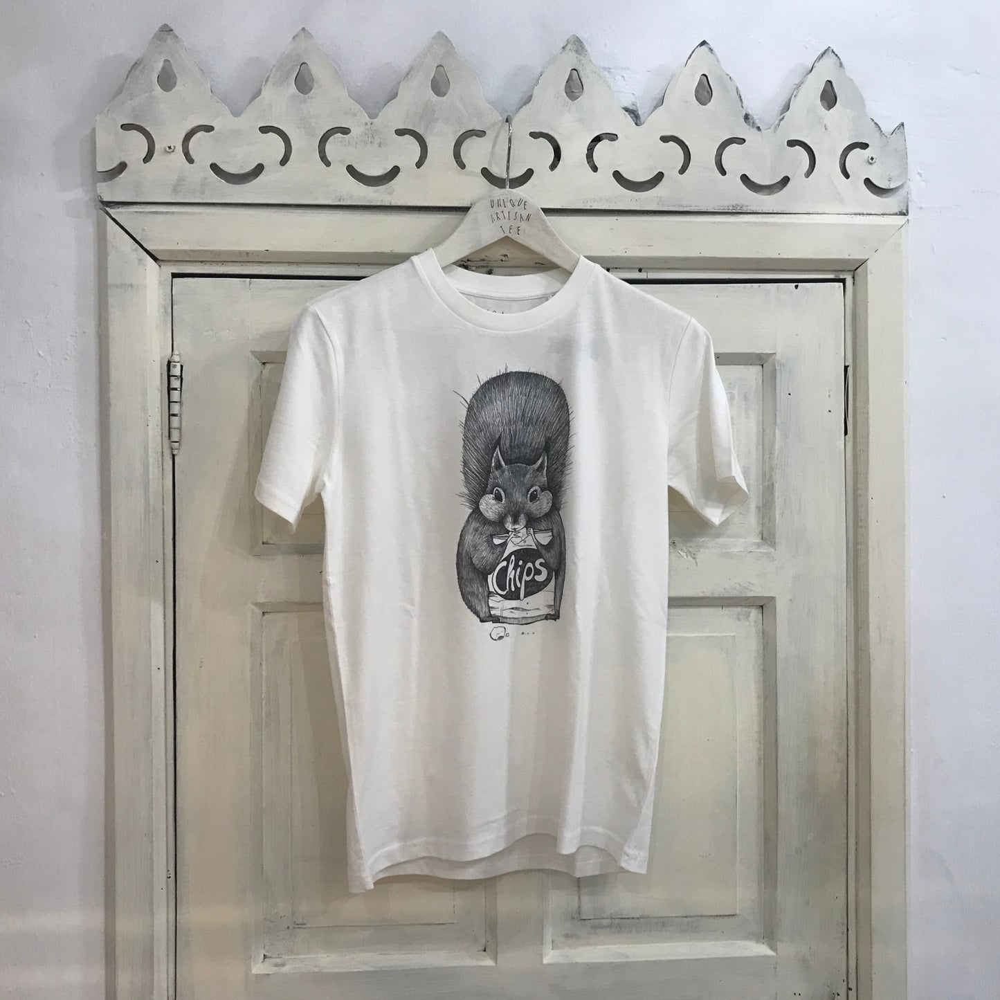 Camiseta unisex ecológica “Squirrel Chips”