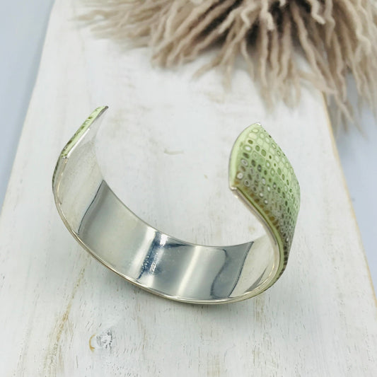 “Laurisilva” 23mm Bracelet cuff by Stephanie Fraselle - Artisan Jewellery Design