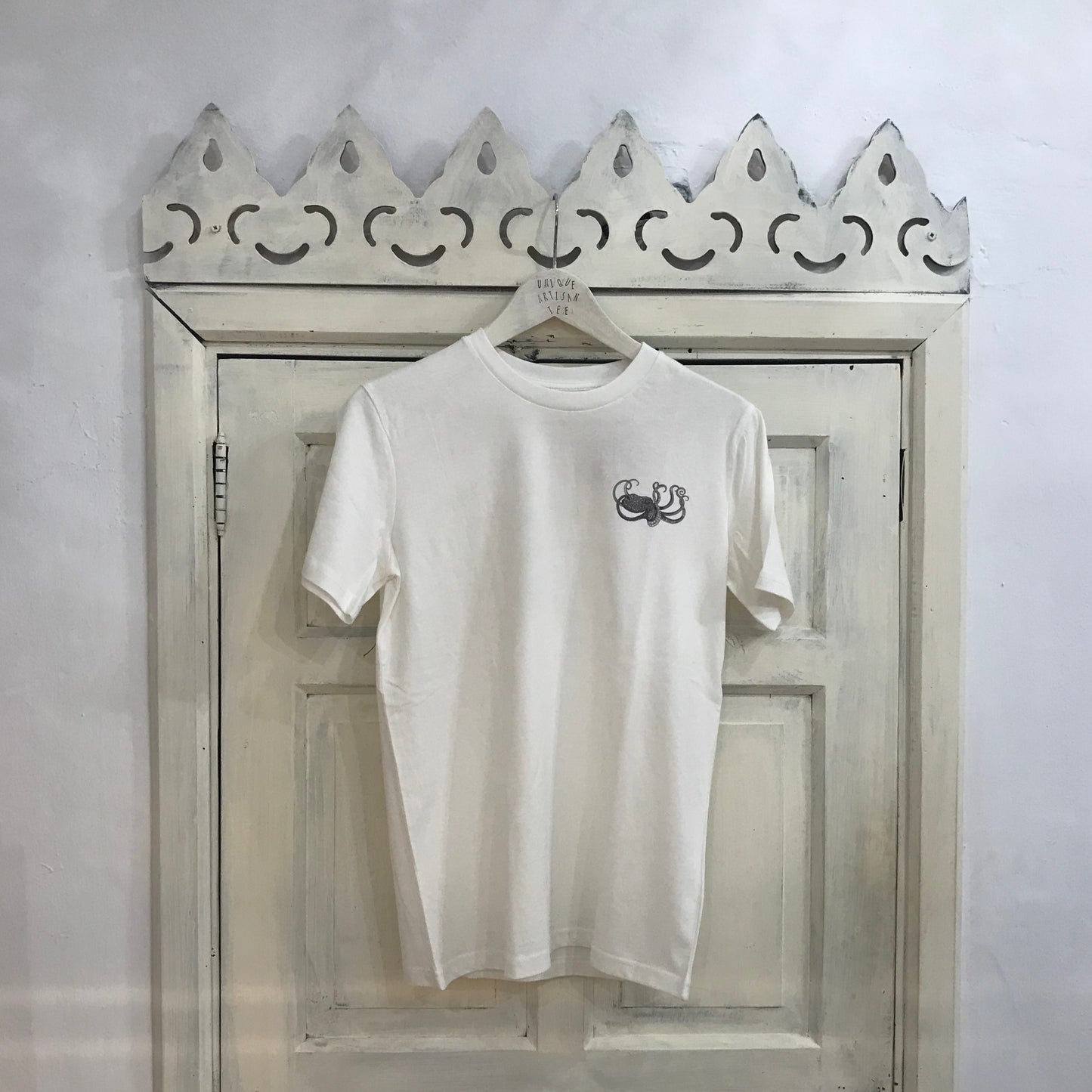 Unisex-T-Shirt aus Bio-Baumwolle – Oktopus