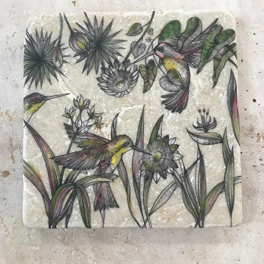 Azulejo artístico de piedra natural “Colibríes”