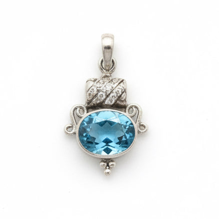 8CT Flawless Blue Topaz 925 Sterling Silver pendant 1/2” long