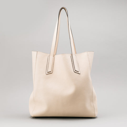 Bolso Tote hecho a mano en color BEIGE con bolso auxiliar y llavero a juego.