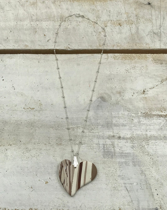 „Cappucino“ Herzanhänger - Halskette aus Sterlingsilber 925 von Stephanie Fraselle - Kunstvolles Schmuckdesign