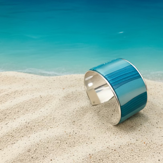 Tranquility |Wide Hand Sculpted Cuff