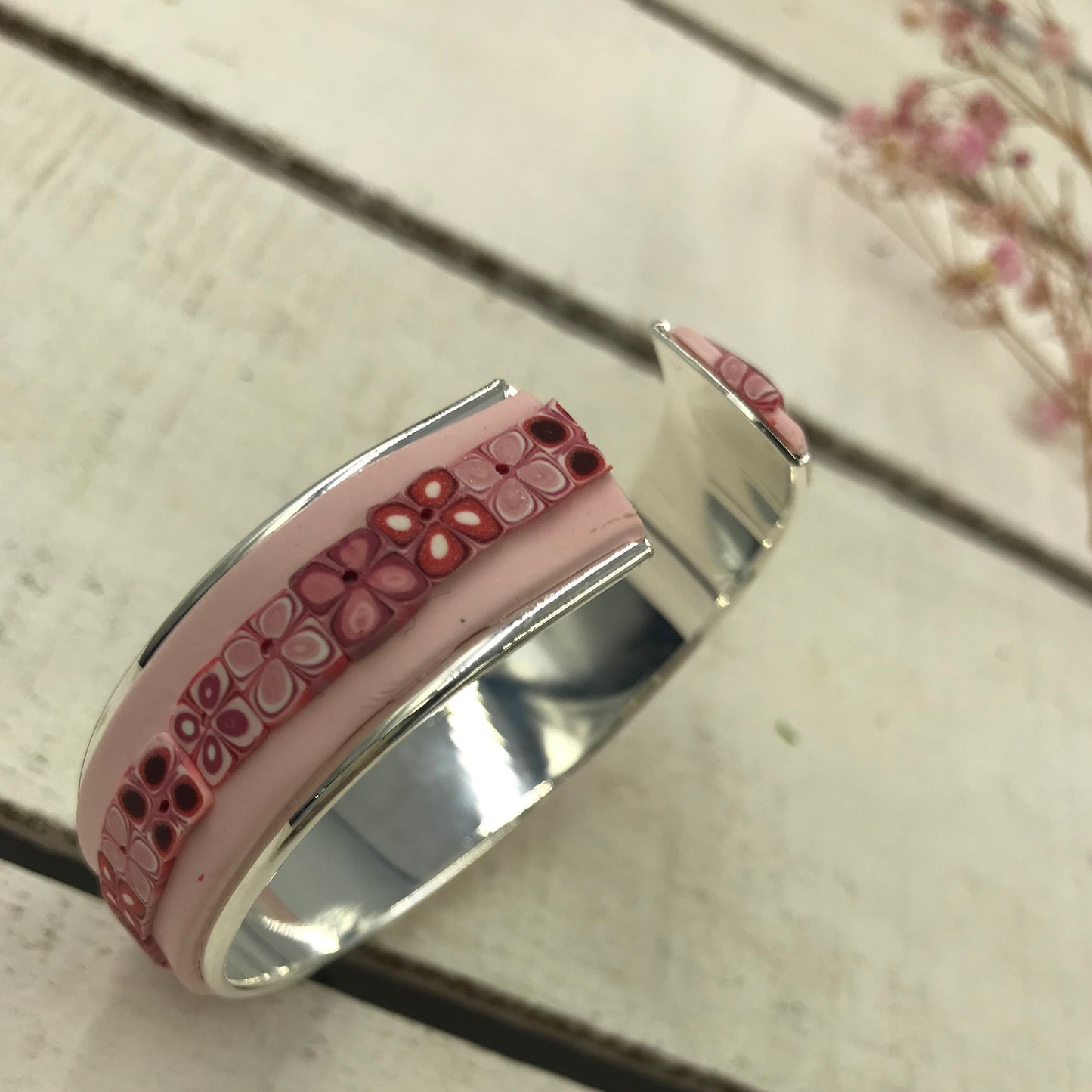 Brazalete tipo brazalete de 15 mm “Jardín Encantado” de Stephanie Fraselle - Diseño de joyería artesanal