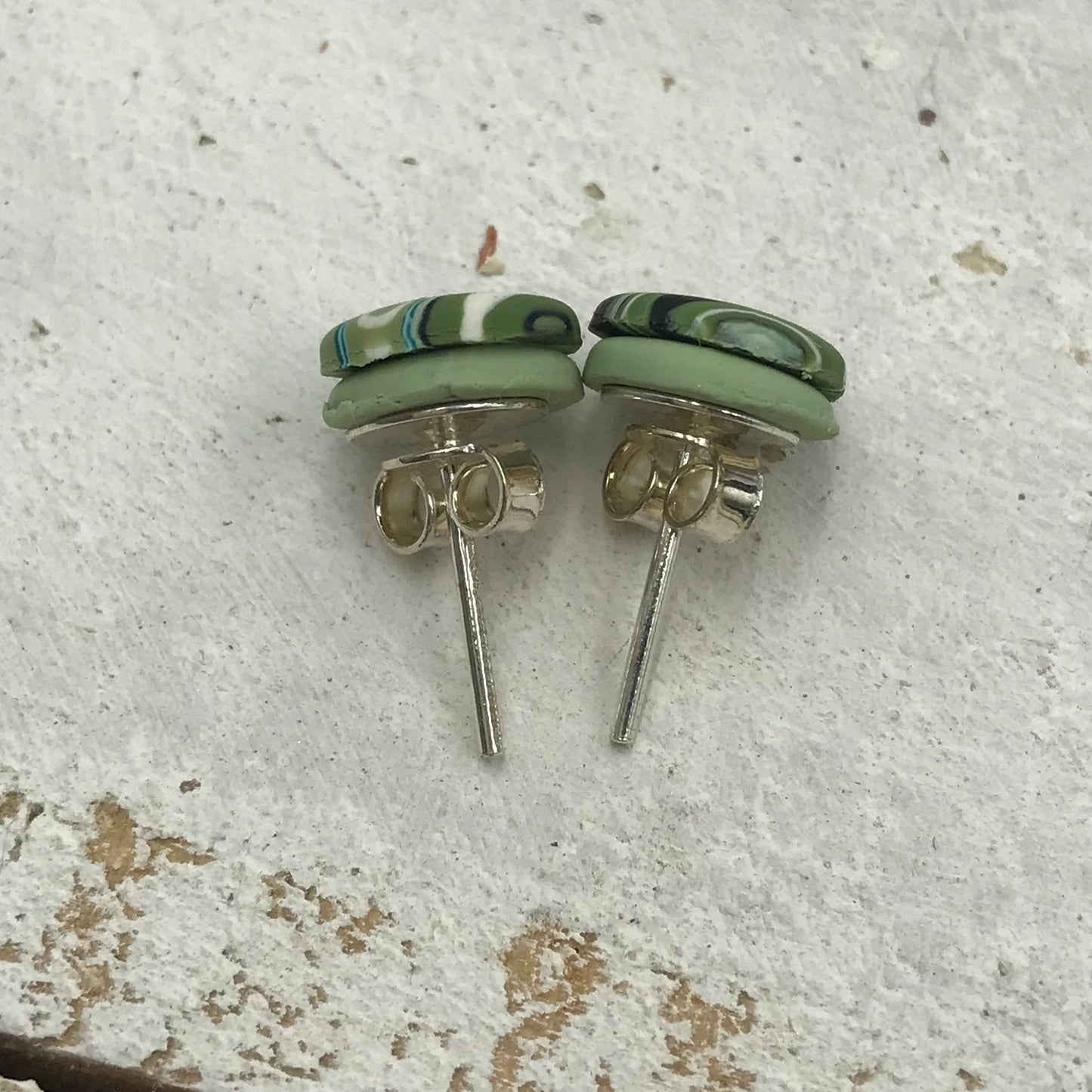 Pendientes de botón hechos a mano en PLATA DE LEY 925 “Carolina” de Stephanie Fraselle - Diseño de joyería artesanal