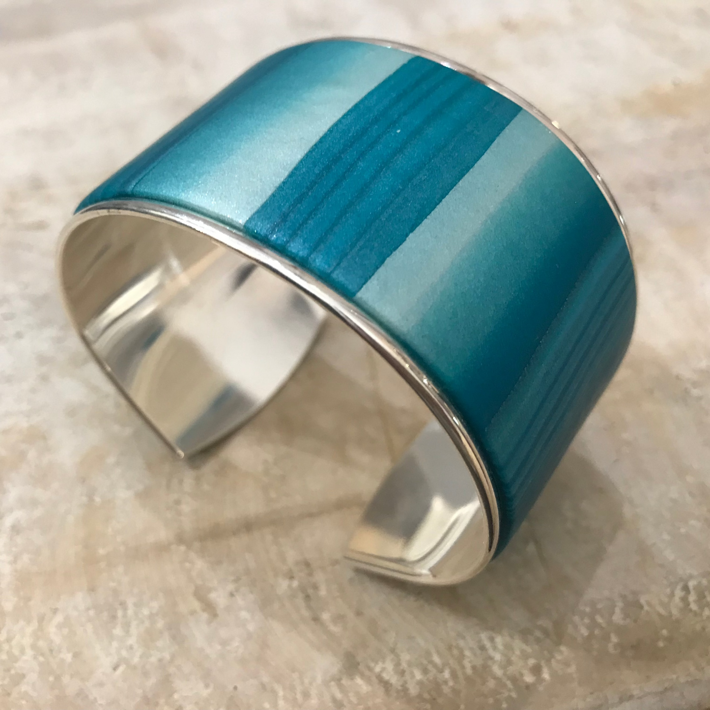 “ Tranquil Waters ” Blends Bracelet cuff by Stephanie Fraselle - Artisan Jewellery Design.