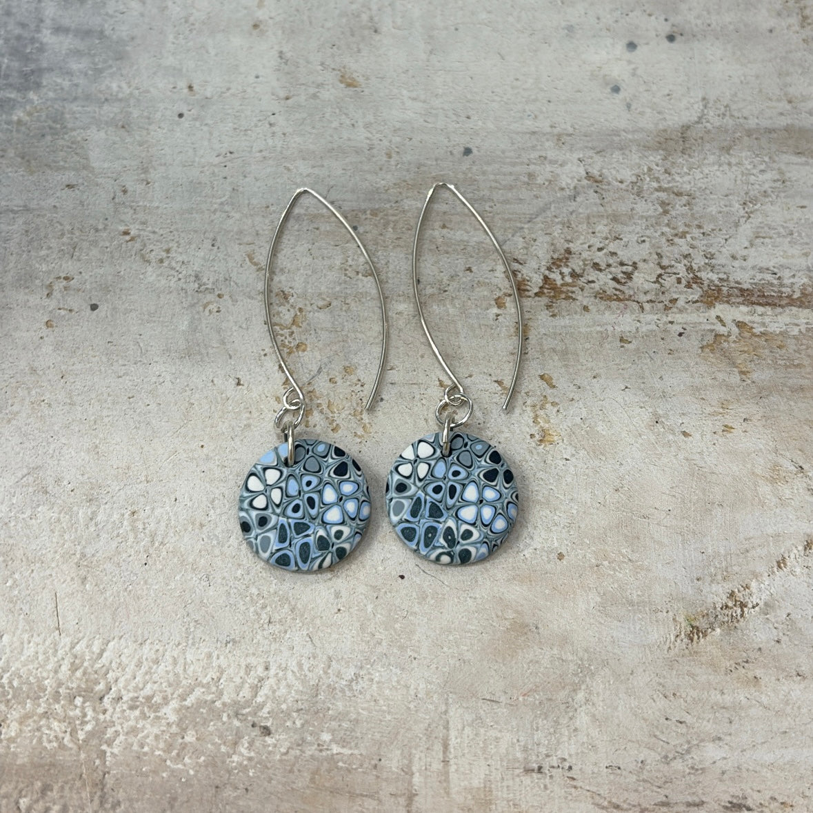 „Blue Denim“ 925 STERLING SILBER – handgefertigte Ohrhänger – von Stephanie Fraselle – Kunstvolles Schmuckdesign