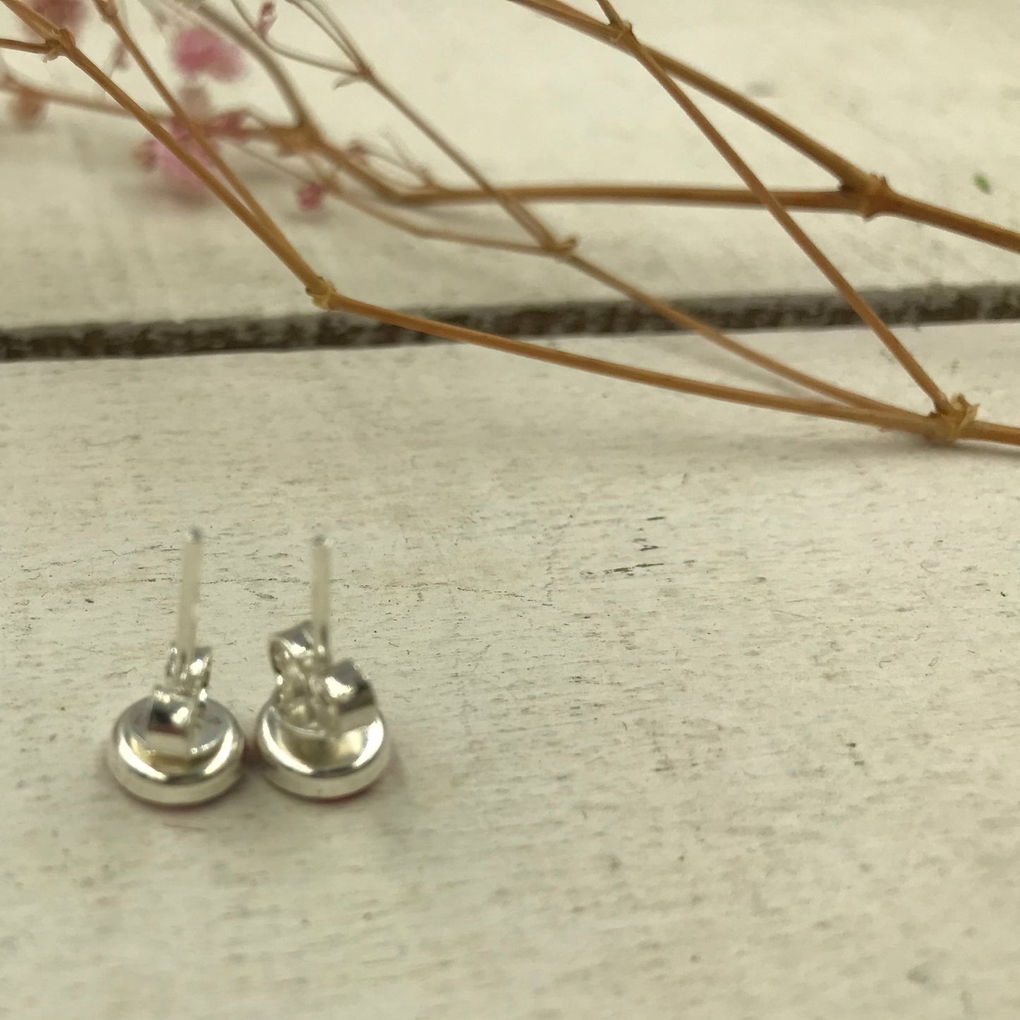 „Enchanted Garden“ 925 STERLING SILBER 6mm OHRRINGE OHRSTECKER – handgefertigt – von Stephanie Fraselle – Kunstvolles Schmuckdesign