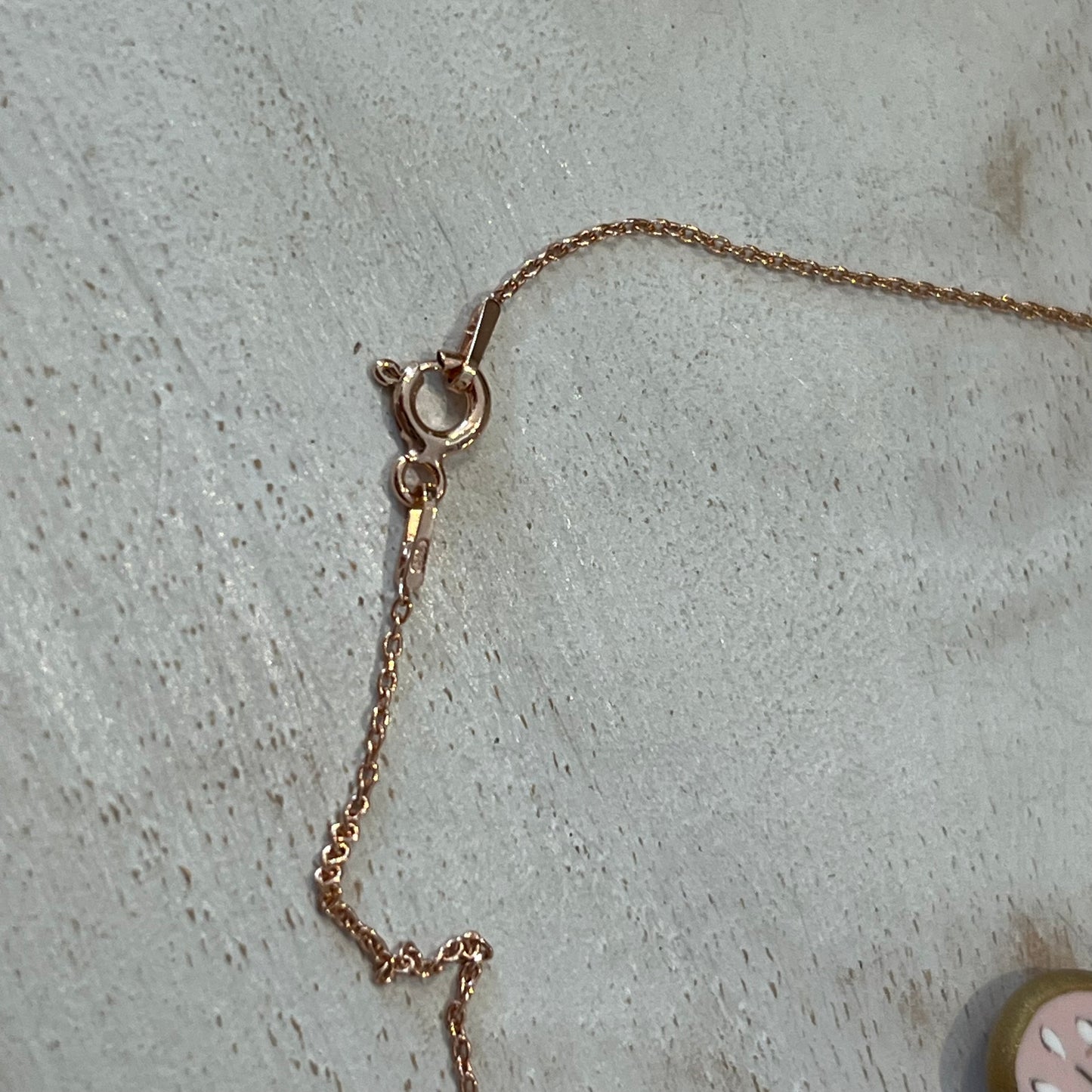 Handmade Floral Bloom Bracelet by Stephanie Fraselle – Pink and Gold Polymer Clay on Rose Gold-Plated Sterling Silver Chain