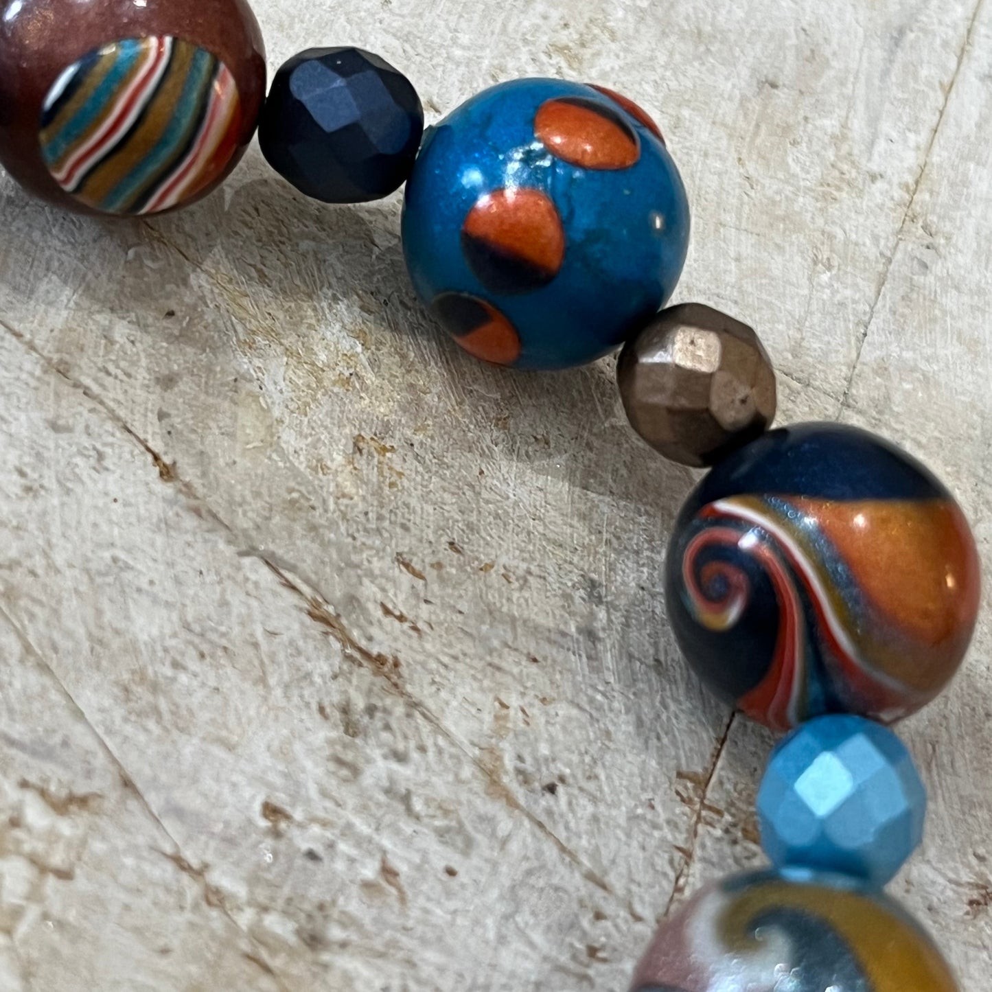 Pulsera de cuentas con “especias marroquíes” de Stephanie Fraselle - Diseño de joyería artesanal