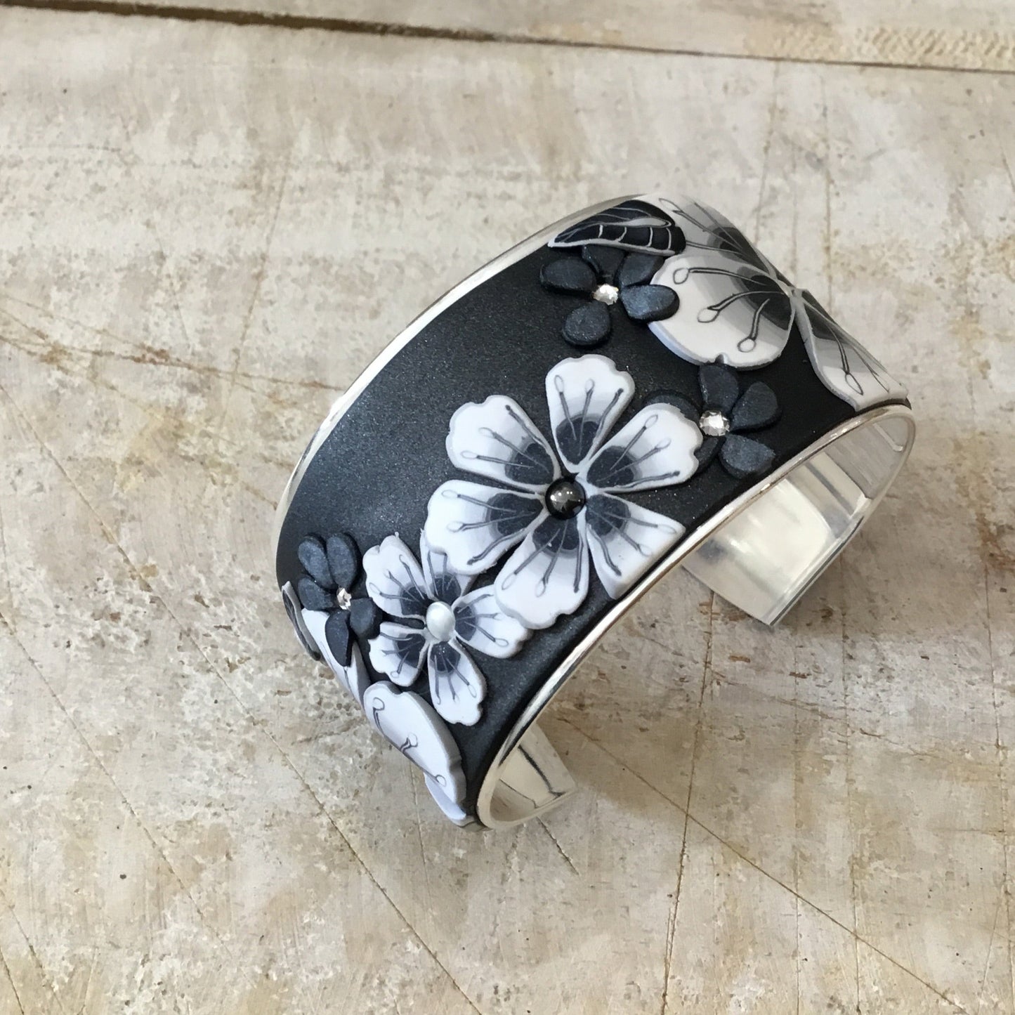 ¨Moonlit Shimmer Flowers¨bracelet cuff by Stephanie Fraselle - Artisan Jewellery Design