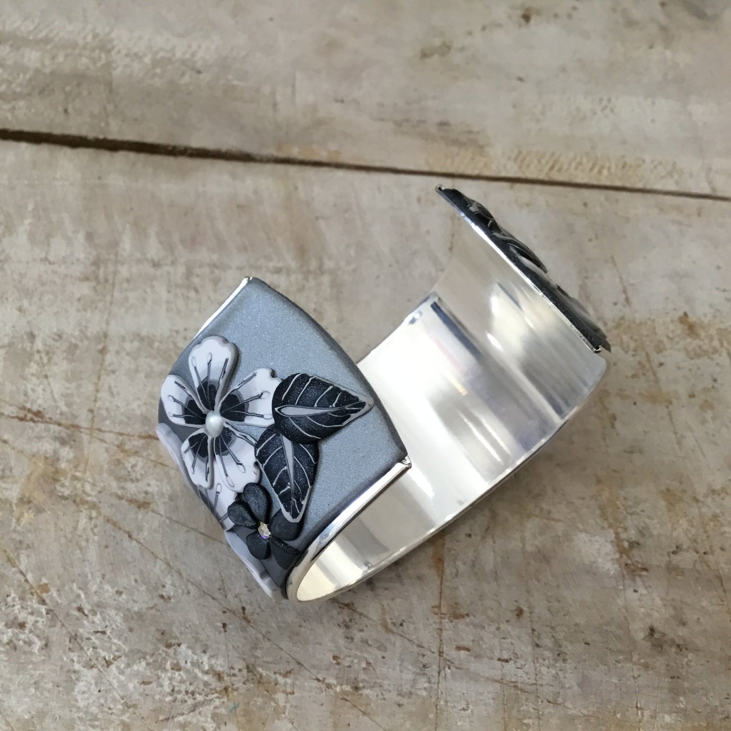 ¨Moonlit Shimmer Flowers¨bracelet cuff by Stephanie Fraselle - Artisan Jewellery Design