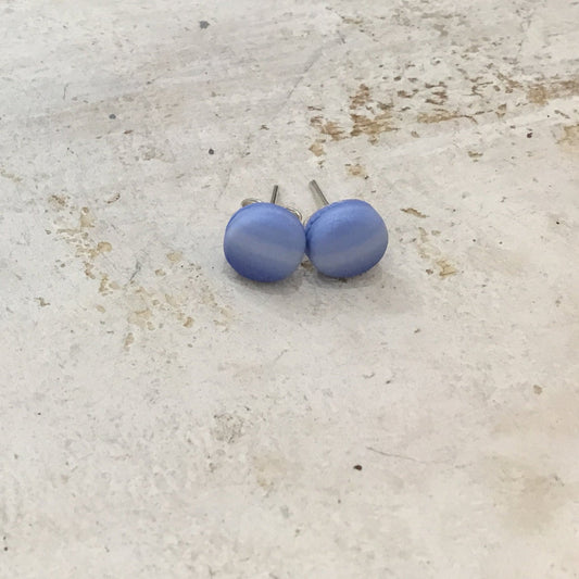 PENDIENTES DE PLATA DE LEY 925 DE 10 MM CON DIMENSIONES “TINTS OF AZUL” - HECHOS A MANO - POR STANLEY FRASELLE - DISEÑO DE JOYAS ARTESANALES