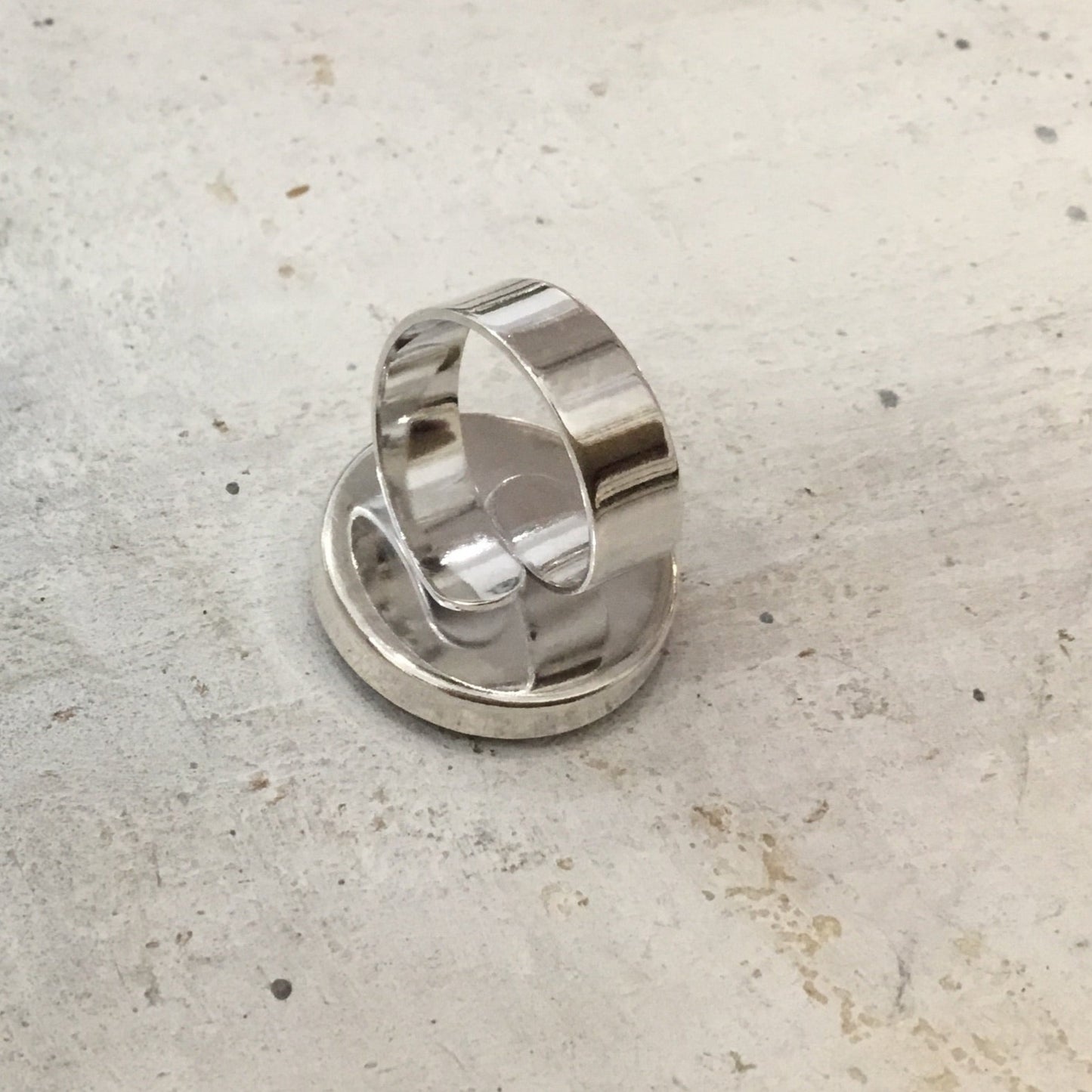 “Monochrome Universe” Round Adjustable ring by Stephanie Fraselle - Artisan Jewellery Design