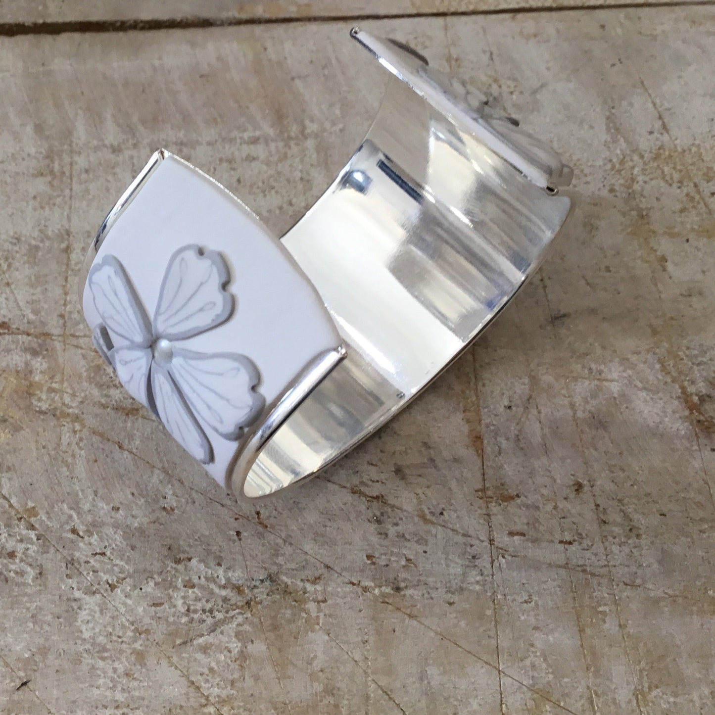 “White Botanics ” 37mm Bracelet cuff by Stephanie Fraselle - Artisan Jewellery Design