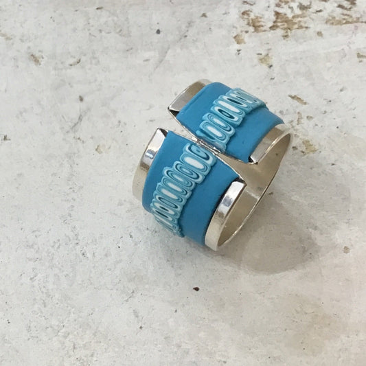 Adjustable “Tranquil waters“ wraparound ring by Stephanie Fraselle - Artisan Jewellery Design