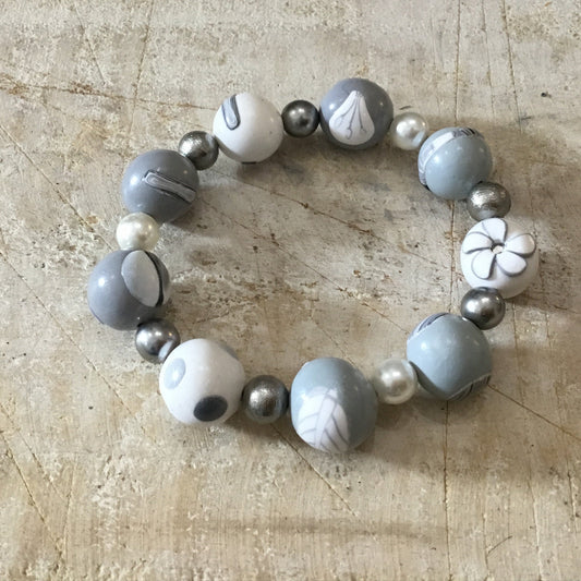 Pulsera Emperatriz “White Botanics” de Stephanie Fraselle - Diseño de joyería artesanal