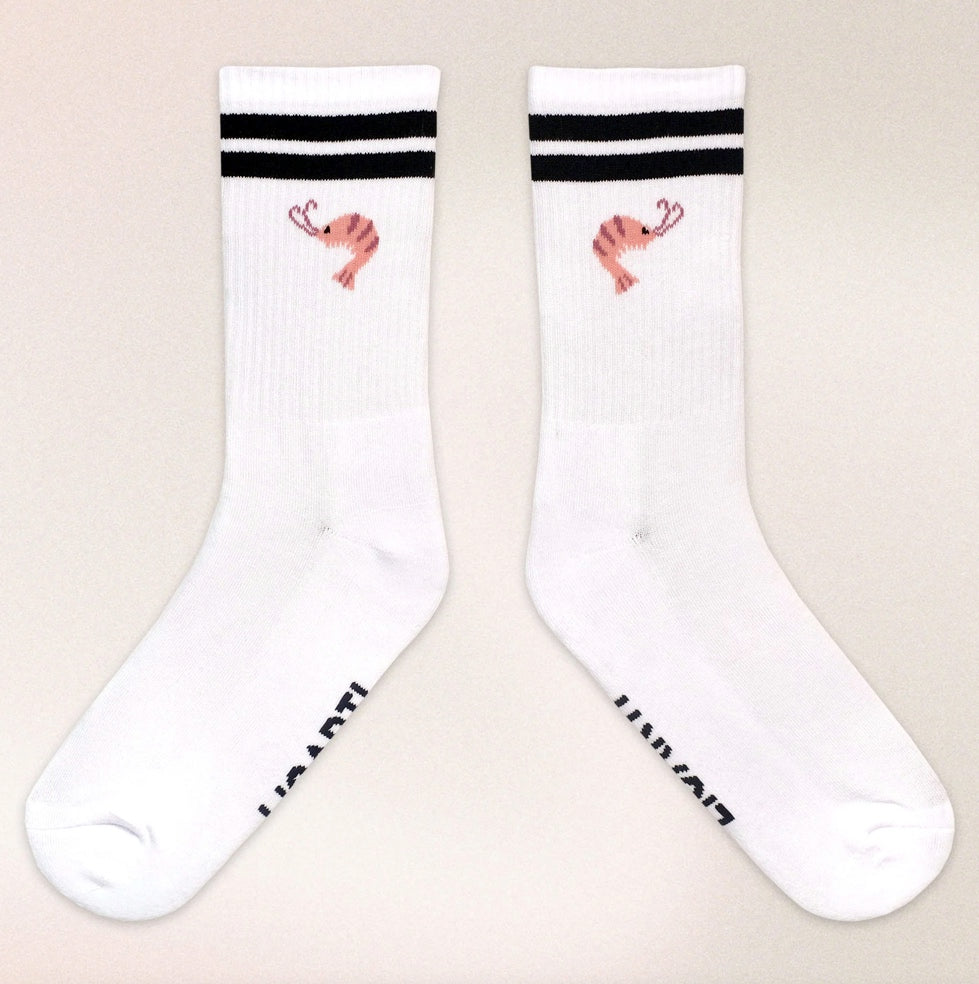 Minimalist cotton socks with shrimp motif inspired by artist Hanna’s original artwork