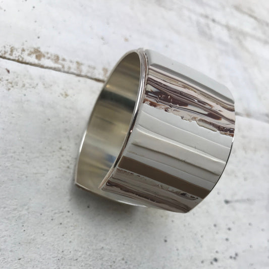 Brazalete tipo brazalete “Cappucino” de 37 mm de Stephanie Fraselle - Diseño de joyería artesanal