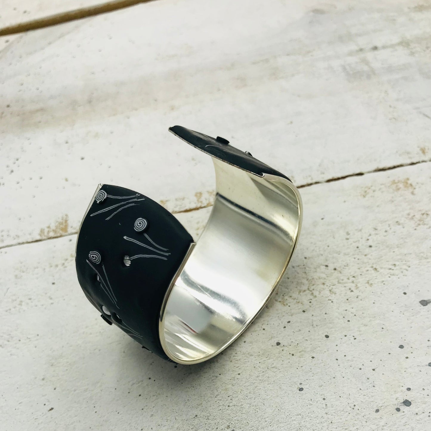 “ Matte black ”  Bracelet cuff by Stephanie Fraselle - Artisan Jewellery Design