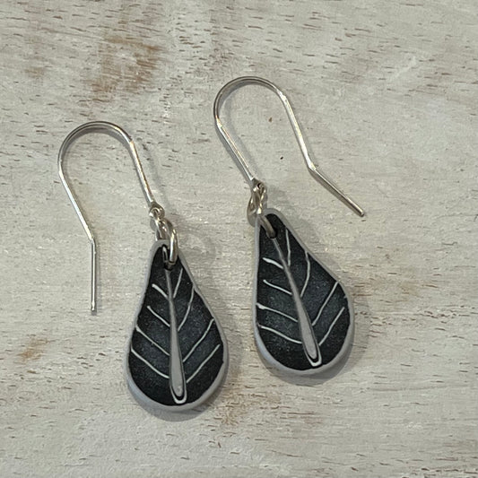 “Moonlit Shimmer ” Leaves 925 STERLING SILVER  - handmade Earring drops - by Stephanie Fraselle - Artisan Jewellery Design