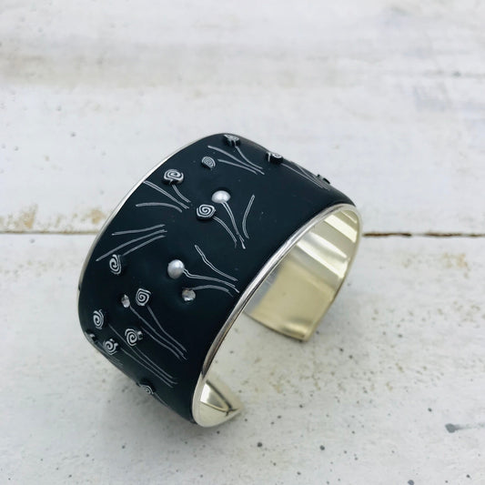 “ Matte black ”  Bracelet cuff by Stephanie Fraselle - Artisan Jewellery Design