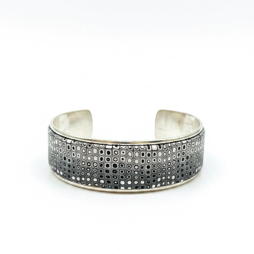 Monochrome Mosaic Cuff | Ajustable