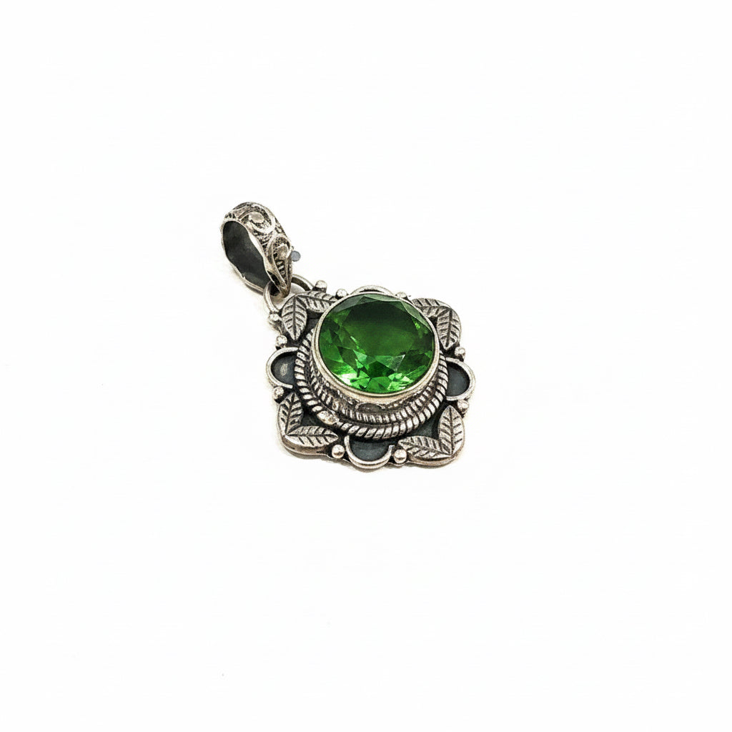 Green Tourmaline Quartz 925 Solid Sterling Silver Pendant 3 cm