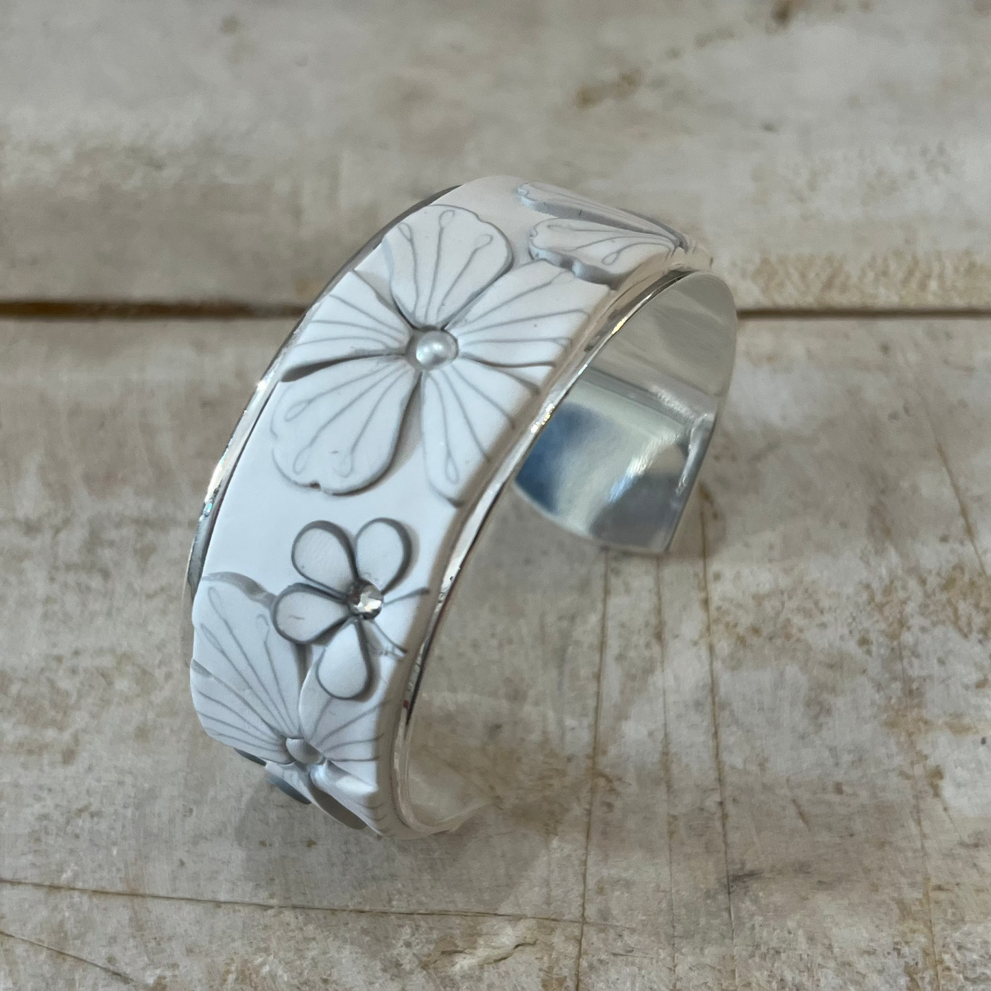 “White botanics”   Bracelet cuff by Stephanie Fraselle - Artisan Jewellery Design