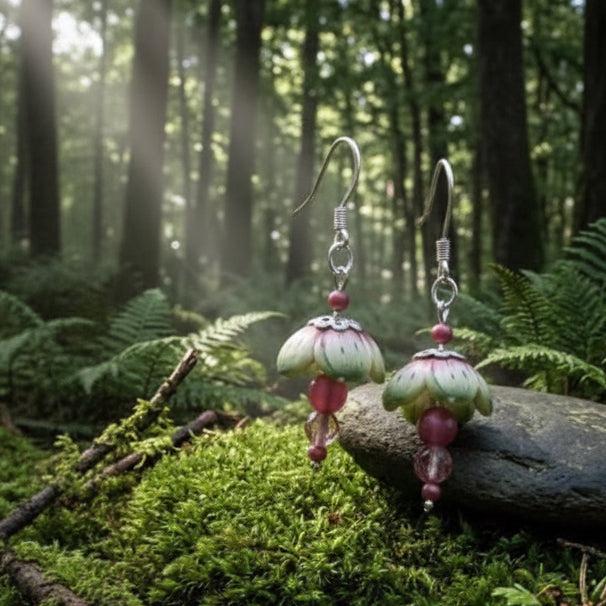 Pendientes colgantes con forma de flor hechos a mano en PLATA DE LEY 925 “White Botanics” de Stephanie Fraselle - Diseño de joyería artesanal