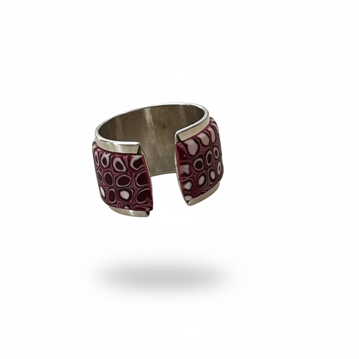 Hues | Crimson | Adjustable ring