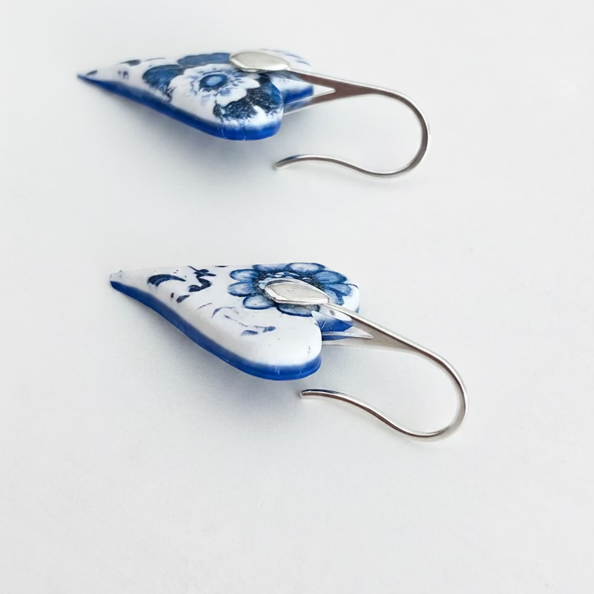 Maregraphie Earrings | Tapered Hearts | Sterling Silver Earrings