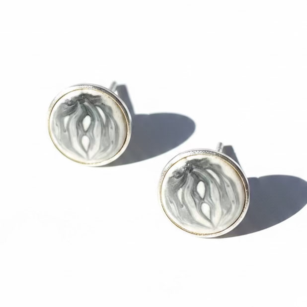 Grey Cashmere | Strata | Stud Earrings 8mm