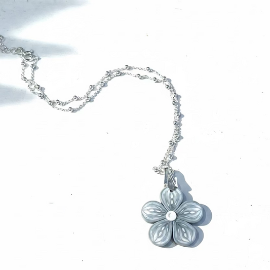 Flower Pendant|Grey Cashmere