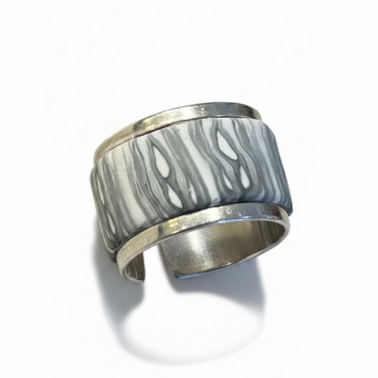 Grey Cashmere | Adjustable ring | Strata |Silver Toned