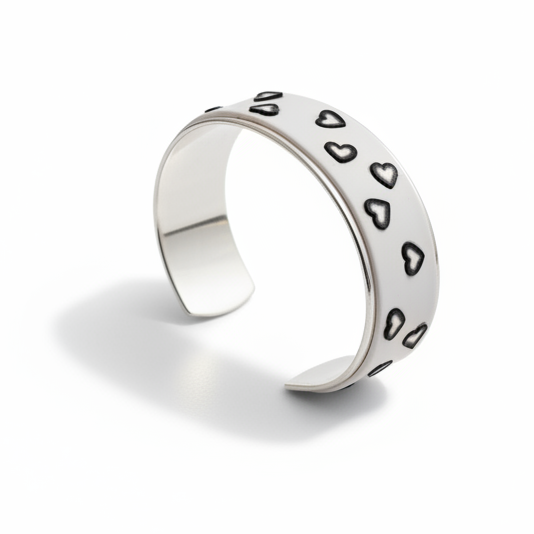Monochrome Hearts Cuff | Ajustable