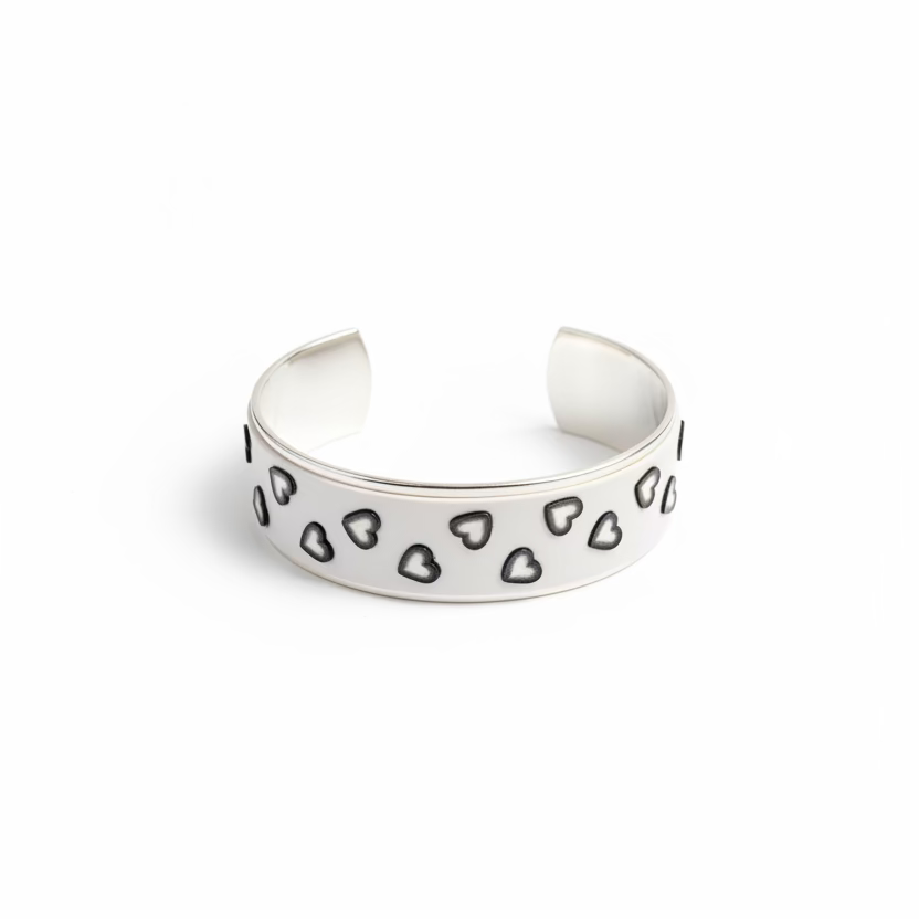 Monochrome Hearts Cuff | Ajustable