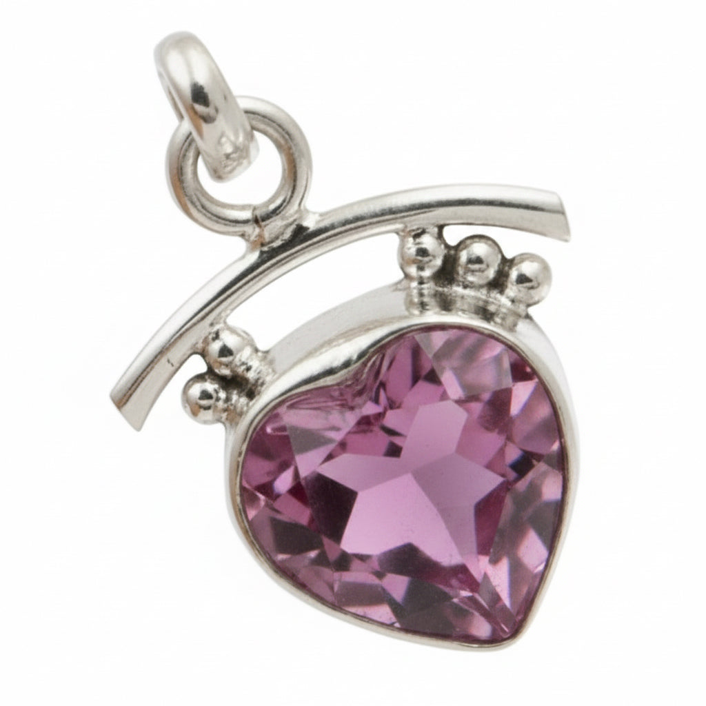 6 Carat Colour-Changing Alexandrite Heart Pendant | 925 Sterling Silver | 3.4 cm