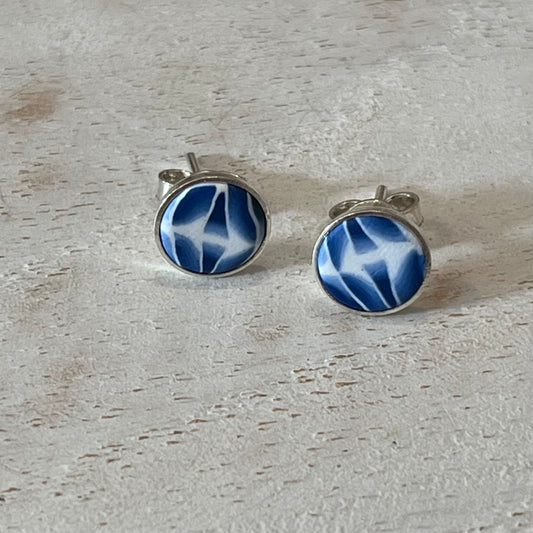 Handcrafted sterling silver stud earrings with sapphire cabochon by Stephanie Fraselle
