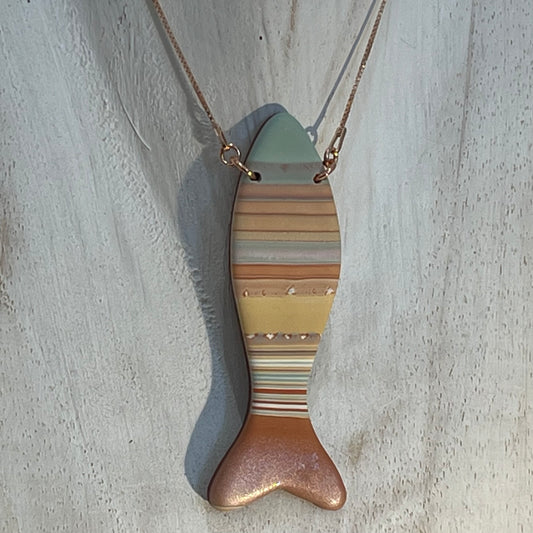 Collar de plata de ley 925 con forma de pez «Moroccan Spice» de Stephanie Fraselle - Diseño de joyería artesanal