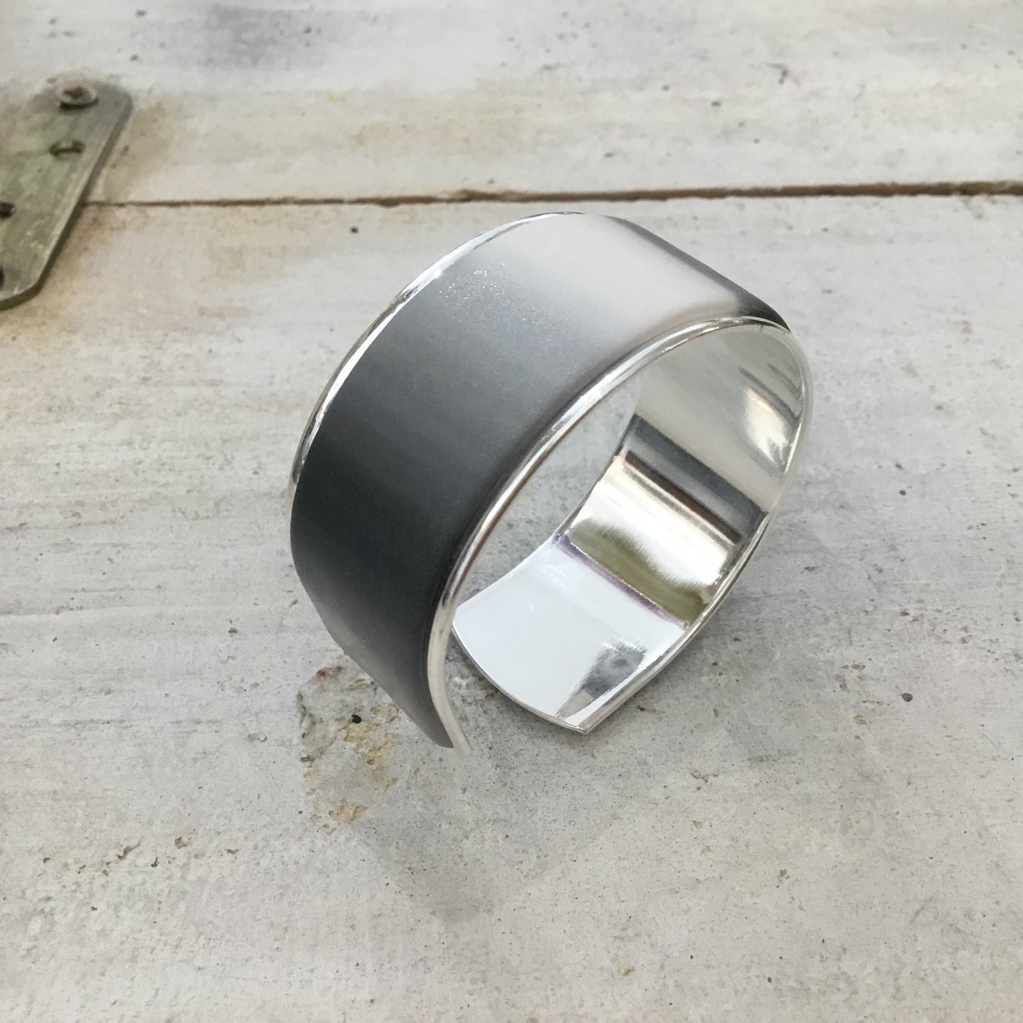 Blends¨Grey Minimalist meets white¨bracelet cuff  by Stephanie Fraselle - Artisan Jewellery Design